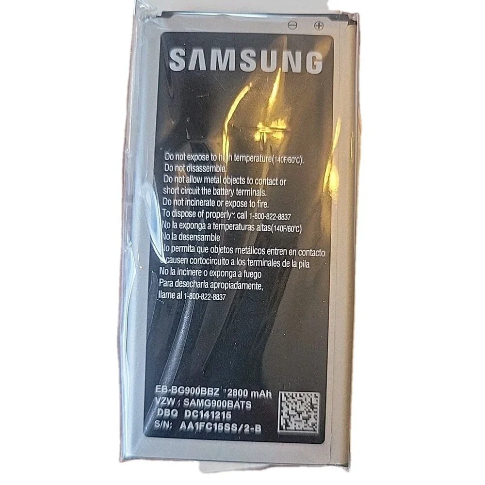 Samsung Galaxy Cell Phones - S3 and S5 - Verizon - Lot Of 5 - 2 Extra Batteries